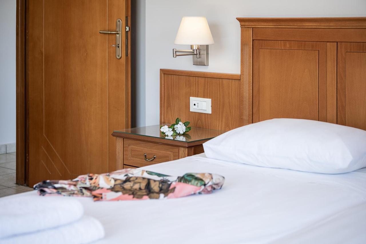 Nektar Beach Hotel Stalós 외부 사진